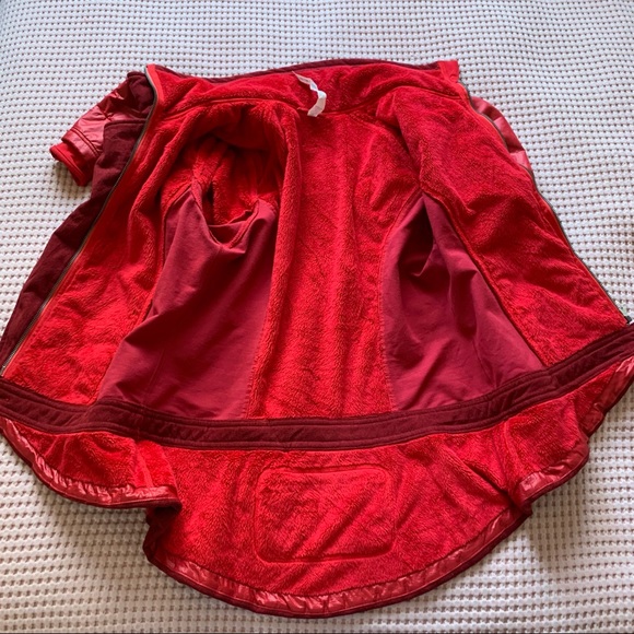 Lululemon Pedal Power Jacket Currant Red W4949S Luon Rare Women's Large L 10 - Picture 10 of 15